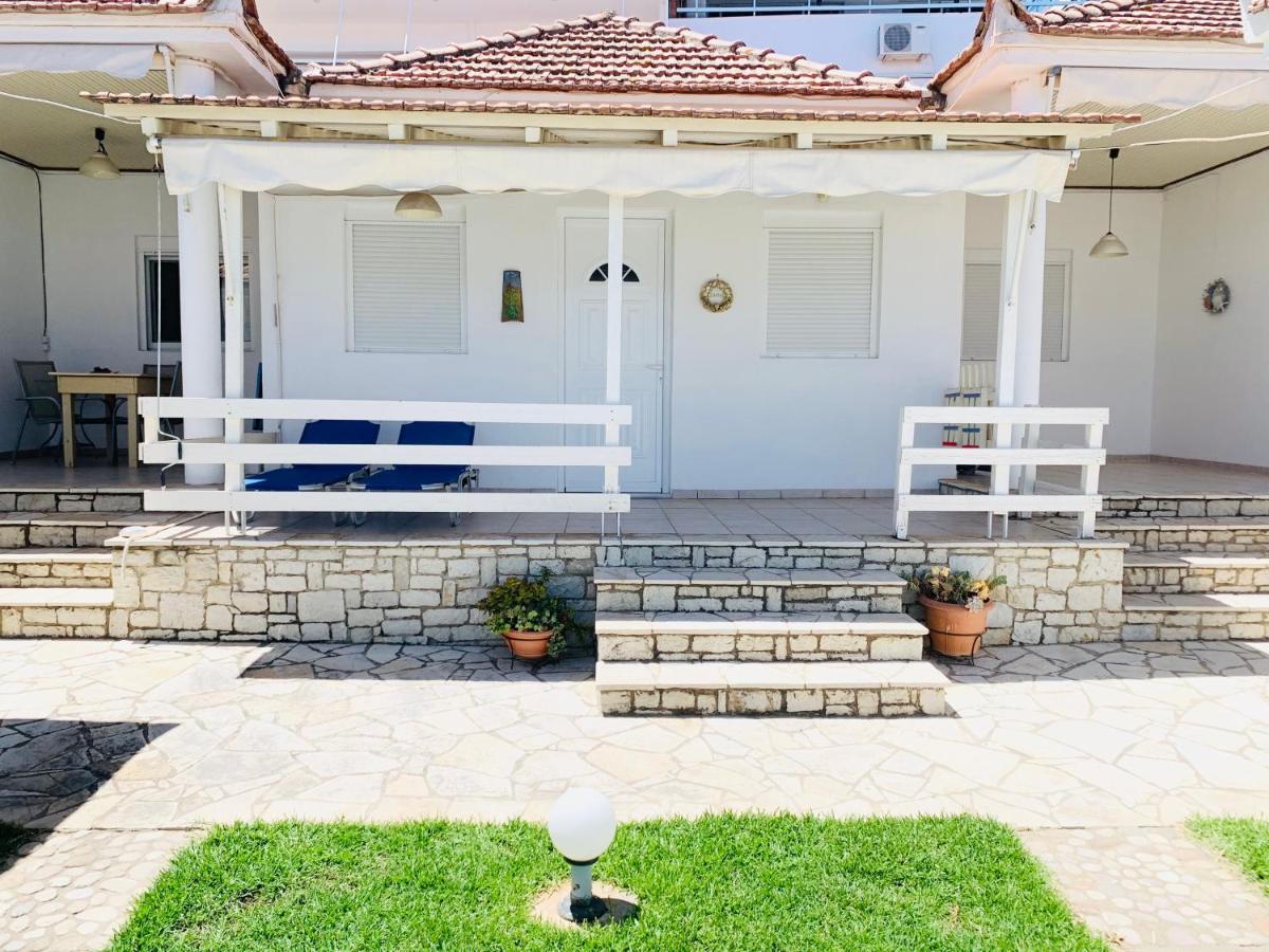 Seaside Bungalows Petalídhion Extérieur photo
